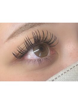 ボリュームのある目元にしたい