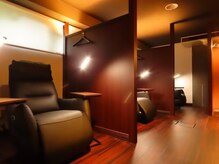 大人ネイル/半個室のサロン