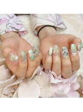 アイカ(Aika)/ブルー系ワンホンネイル