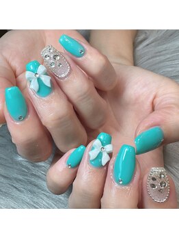 ケソン ネイル スタジオ(qeson nail studio)/お客様ネイル【ティファニー風】