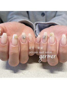 ちゅるんなカラーにさりげなく♪