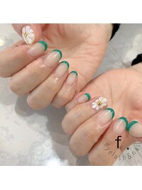 カラーフレンチ×デイジーネイル