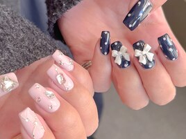アシンメトリーガーリーネイル