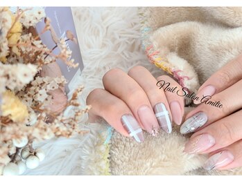 ネイルサロン アミティエ(Nail Salon Amitie)の写真/自爪を整えながら爪本来の美しさへ導き、ジェルを楽しめる*&理想のカワイイを探せる♪写真は10月限定Art★