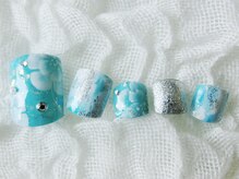 ネイリシャス(NAILICIOUS)/水辺が似合う！フラワーネイル