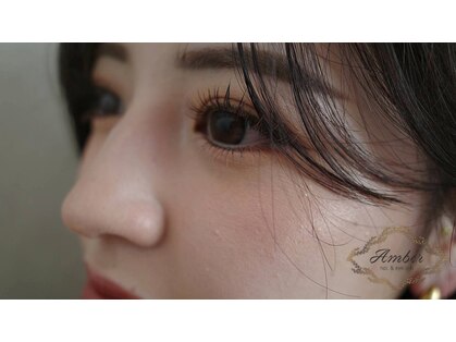 アンバー(Amber)の写真