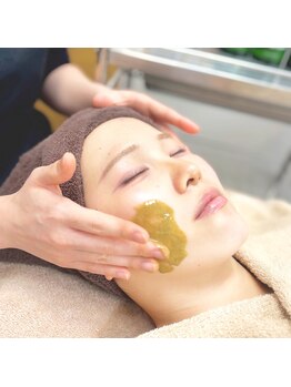 アウレア 辻堂(aulea)/お顔のハーブピーリング