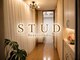 スタッド(STUD)の写真