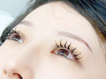 【まつげパーマ/ledマツエク/眉毛/パリジェンヌ】Serina eyelash salon 大森東口店の写真/【大森駅NEWOPEN】丁寧なカウンセリングで初めての方も安心◎あなたに似合う目元を☆まつげパーマ￥3180～