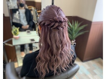 ラビッシー(Ravissy)/編み込みハーフアップ