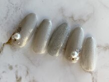 リッシュ(RICHE)/上品冬結晶ネイル