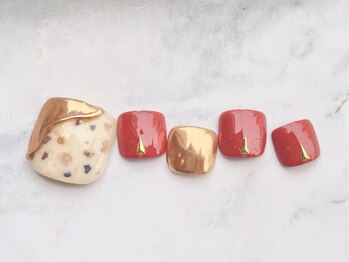 ターラ(Tara)/フット　個性派ニュアンスネイル