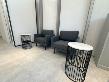 RBL イオンモール沖縄ライカム店/待合スペース