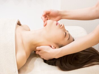 プルチャームエテルナ 代官山店(Pulchram eterna)/ライン矯正+リンパ+機械