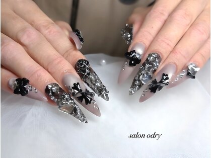 サロン オードリー 栄店の写真