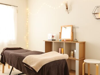 サロン ド フェルーチェ(salon de Feluce)/フェイシャルルーム