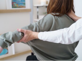 整体院 ライフアップ(Life up)の写真/しんどいや痛いなど身体の辛さの原因は、体の軸の歪みかも知れません!ポキポキしない整体で歪みを改善!