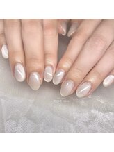 リッシュ トロワ(RICHE trois)/うるうるベージュマグネット♪