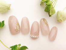 マニペディ ザ サロン 虎ノ門ヒルズステーションタワー店/パールとホイルネイル￥11550