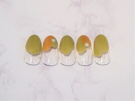 2色塗りかけでPOPネイル