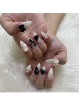 プリュム(Plume)/モノクロネイル