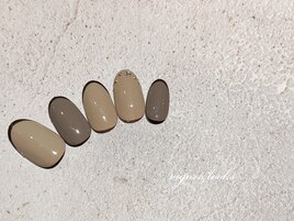 シンプル　先端フレンチ