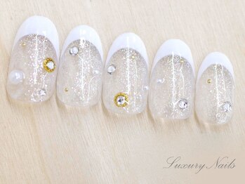 ラグジュアリーネイルズ アカバネ(Luxury Nails Akabane)/フレンチ*キラキラストーン