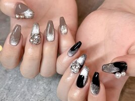 ビジューネイル