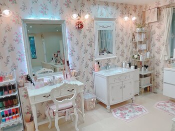 ブランシュ ネージュ(Blanche Neige)/