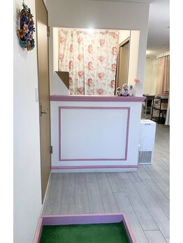 ブリリアント(Brilliant)/受付：入口開けると受付