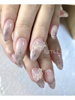 ルミリラ(lumi.Lyra)/キラキラネイル