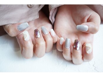 ネイル フライガール(nail FLY GIRL)/ニュアンスネイル♪