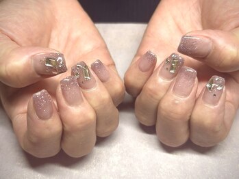 パープルの爪屋/50代のワンホンネイル♪