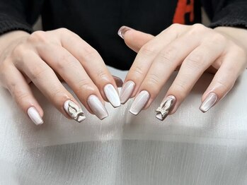 アモールビューティー 新宿店(Amor Beauty)/チップ長さだしマグネットネイル