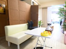 まえざわカイロプラクティック みかさ整体院/広い店内