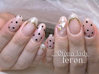 フェロン 小倉店(feron.)/大人ドット×フレンチネイル