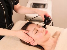 グランカリス(GRAND CHARIS)/効果絶大！美白×小顔エステ