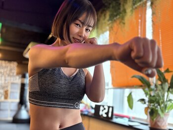リボーンフロームゼロ 代々木上原店(ReBORN from ZERO)/シャドーボクシング