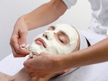 サロンドムーン(salon de MooN)