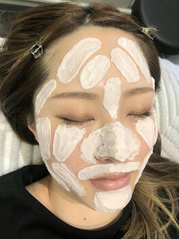フィル 小倉店(fil)の写真/【結果重視】まつげ&眉毛に自信あるサロンが提供する産毛・ムダ毛のケア☆WAX脱毛で角質除去も叶え美しく♪