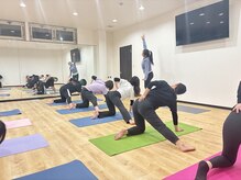 YOGERS villageの雰囲気(初心者の方もヨガ経験者の方も楽しめる少人数制レッスンです!)