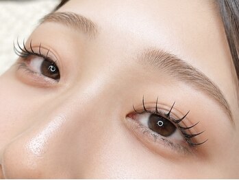 エルナ 天神大名店(eluna)の写真/博多で人気のeluna2号店が天神に★OPEN価格まつげパーマ￥3980/あなたの目にあったデザインを100種から！