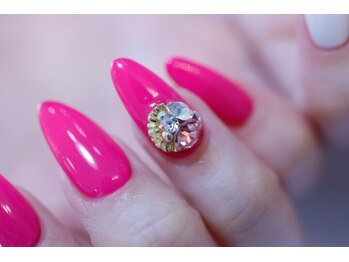 ウィッティーネイルワークス(Witty Nail Works)の写真/イベント前でも綺麗が叶う!長さ出しでより美しく綺麗な指先へ♪スピーディな仕上がり!見せたくなる指先へ♪