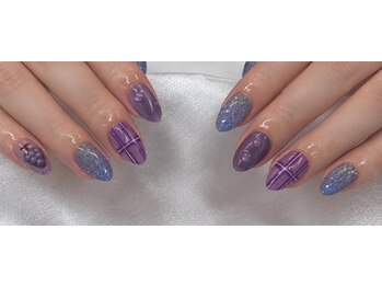 カラーズ荻窪 ネイルラウンジ(Colors Ogikubo Nail Lounge)の写真/秋限定のアートデザインで指先を彩る！派手目からシンプルまで幅広く対応◎