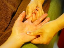 リラクゼーションサロン オリーブ(Olive)/手の平から腋下へしっかり流す