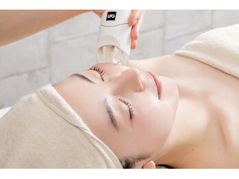 キャロリーヌ新宿店/エンダモリフト　75分初回￥6600