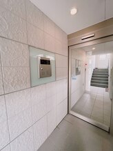 エルマノハナレ/303をお呼びください