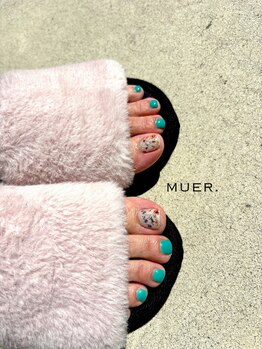 ミュエ(Muer.)/フラワーフットネイル