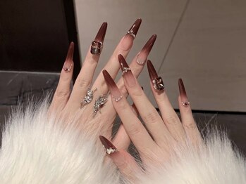 ミュウミュウ(miumiu)/春ネイル