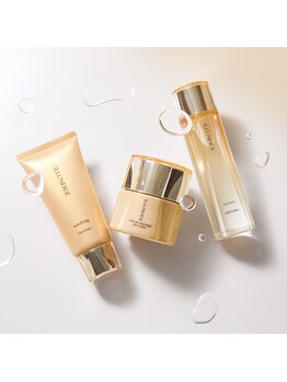 メナードフェイシャルサロン グラス ベリー(glass berry)/イルネージュコース♪